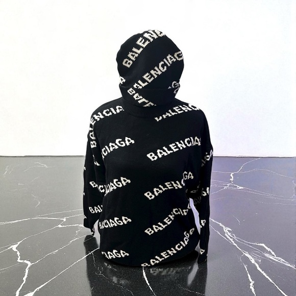 Beautiful Black and White Logo Sweater - Picture 3 of 3